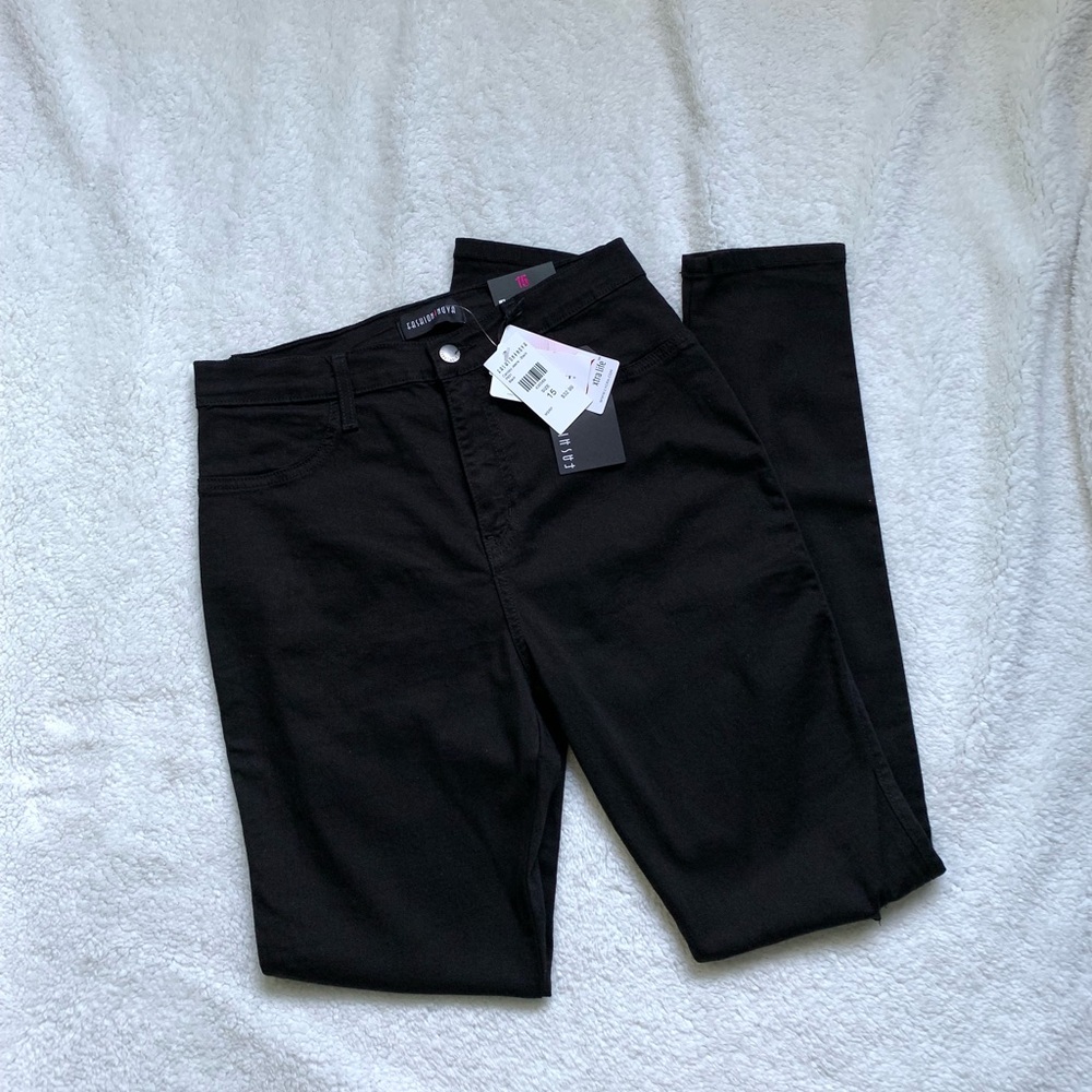 NWT Fashion Nova Jeans